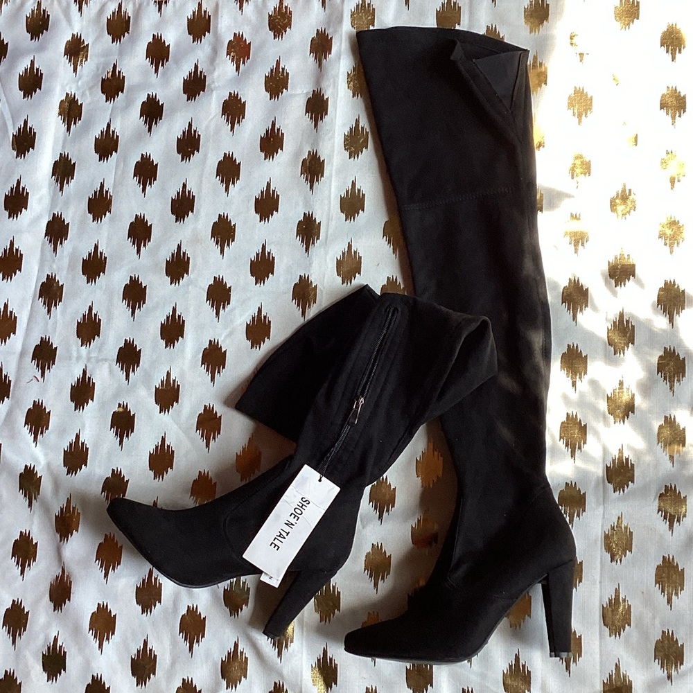 ShoeNTale Black Suede Over-the-Knee Pointed Heel Boots